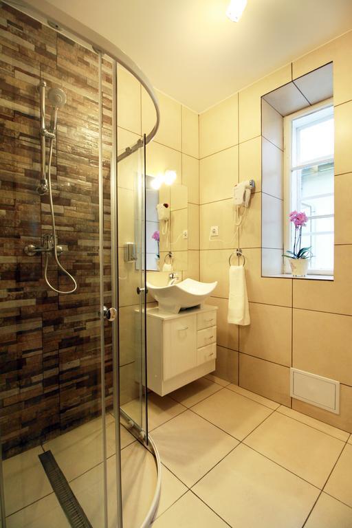 Arhivelor Studios Сибиу Номер фото